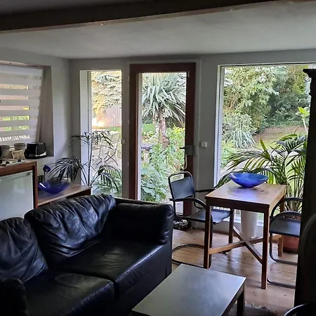 Apartmenthaus Mit Sauna Und Whirlpool * Krefeld