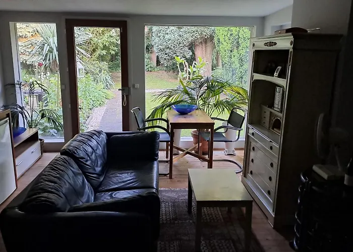 Apartmenthaus Mit Sauna Und Whirlpool * Krefeld